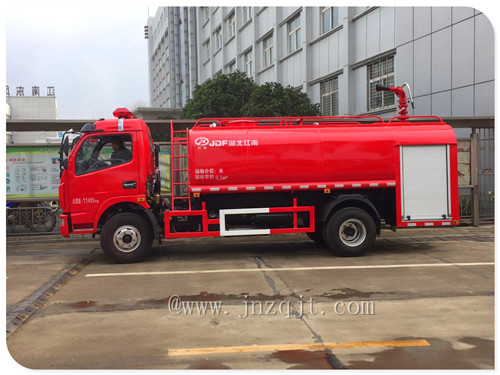 多利卡7噸消防灑水車 微信圖片_20171206091056.jpg