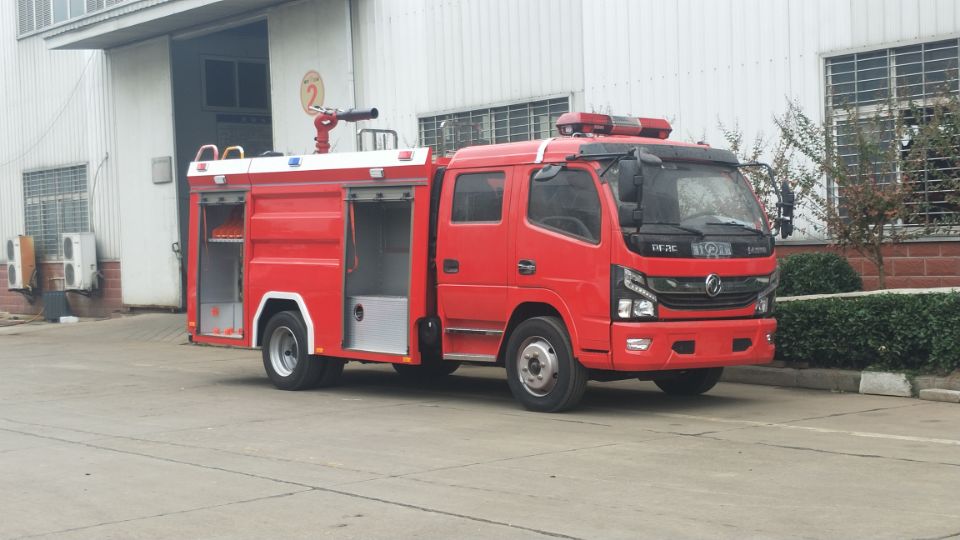 3.5噸東風凱普特泡沫消防車 3D0931AA7F17C6C73E42942E9A1B43BE.jpg