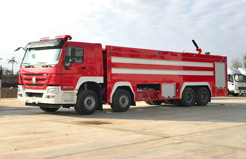 大型企業采購消防車圖片 4478976ED59EFAA3E9AC0239D5392B8E_副本_副本.jpg
